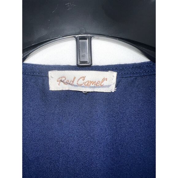 Red Camel Vest Women’s Medium Blue Sleeveless Polyester Blend - Picture 3 of 6